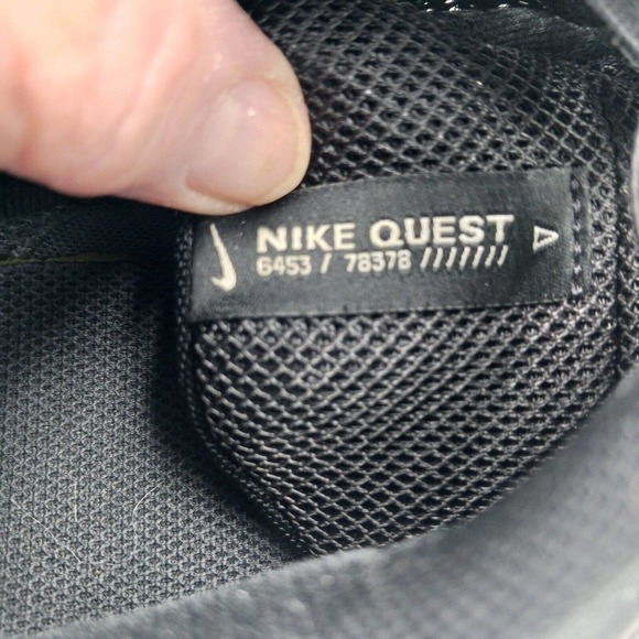 Nike Mens Quest 4 DA1105-006 Black‎ Running Shoes Sneakers Size 8 - Picture 6 of 7